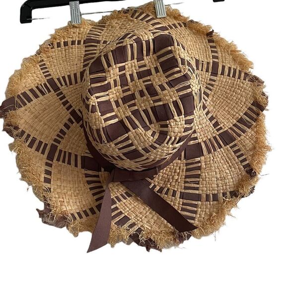 D&Y Straw Woven Lightweight Floppy Sun Hat
Tan Brown One Size - Picture 4 of 13
